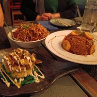 Todo estaba buenísimo y el local precioso. Tienen muchísimas opciones veganas e incluso nos adaptaron un plato extra. La única pega que se le puede poner es que no tenían postr at Kultura in Torrejon De Ardoz