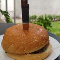 Hamburguesa clásica. at Puerto Pulsus in Mexico City