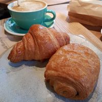 Croissant, pain au chocolat, latte at Land & Monkeys - Pernety in Paris