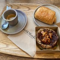   at Land & Monkeys - Pernety in Paris