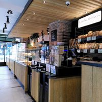 Counter at Land & Monkeys - Pernety in Paris