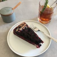 Heidelbeer-Vanille Kuchen   at Coffea in Berlin
