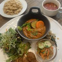 Curry set   at Rainbow Bird Rendezvous in Tokyo