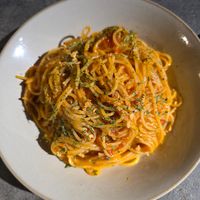 Simply garlic tomato pasta at Vegeater in Tokyo