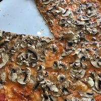 Pizza Funghi at Picasso in Bastad