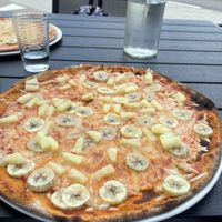 Very thin and crispy, looks perhaps too well done, but was perfect! 👌  at Picasso in Bastad