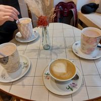 Cocoa and coffee with oat milk at Foi Feines Unverpackt in Neustadt