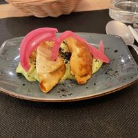 Gyozas con salsa de aguacate y lima  at Kokken in Bilbao