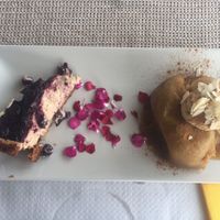 Vegan cheesecake with blueberries and Apple with vanilla cream at El Invernadero in Fuerteventura