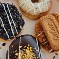 Box of 4 at Dunkin' - Nieuwendijk in Amsterdam