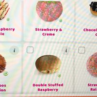 A lot op options when you order online   at Dunkin' - Reguliersbreestraat in Amsterdam