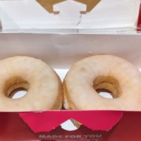 vegan glazed doughnuts at Dunkin' - Spui in The Hague