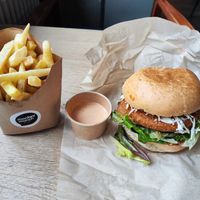 Monkey Munch burger available on Wednesdays at Coworking Lounge Tessinerplatz - Coffee Shop in Zurich