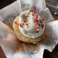 Vegan cake  at De Vegakoerier in Castricum