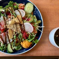 Vegan breakfast salad at Rotton 六屯 in Chatan