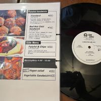 🥪🌱🎶  at Rotton 六屯 in Chatan