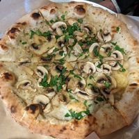 Al Funghi (110 SEK) - 5/5 at La Piccola Nonna Pizza in Stockholm