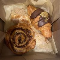 Cinnamon roll and chocolate croissant 🥐   at Chaumont Vegan in Beverly Hills