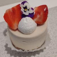 Strawberry Vanilla Bean. 😋 at Rawberry in Ho Chi Minh City