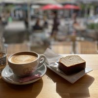 Café Latte & Banana Bread at Espresso Perfetto in Neuss
