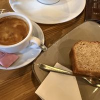 Americano and Banana Bread “Bananebrot"  at Espresso Perfetto in Neuss
