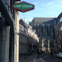 Between the Dom Church and Janskerk at Last Vegas in Utrecht