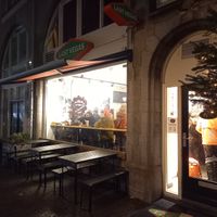 Busy place, good food at Last Vegas in Utrecht