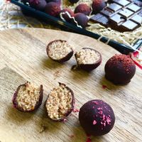 Soft grillage candies (orange and lemon) at Julia Greencake in Tula