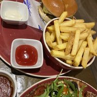 Burger   at 123V Browns in London