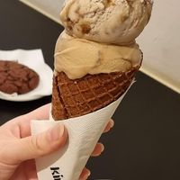 Flavours: vegan dulche de leche and pecan praline, with a gluten-free cone at Kind Kones - Paragon Orchard in Central Singapore