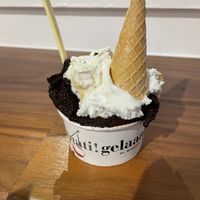 Dark chocolate and cassata cake flavors :) at Gelaaati di Marco in Barcelona