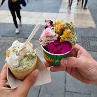 Green: Pistacchio Mix / Pink: Pink Dragonfruit / Red-White: Amarena at Gelaaati di Marco in Barcelona