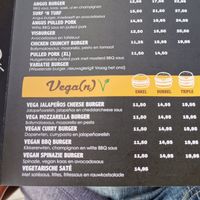 3 Vegan Burgers at Terra Nova in Putten