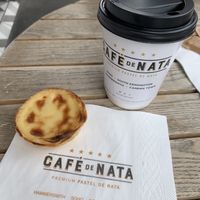They have soya / almond / coconut milk alternatives 💚  at Cafe de Nata in London