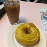 Lemon donut and coffee at 2foods - Shibuya Loft in Tokyo