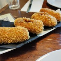 Yummy croquettes at PÖTSTOT in Barcelona