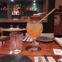 Sangría de cava at PÖTSTOT in Barcelona