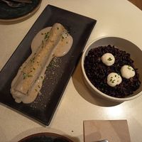 Canelon trufado y arroz negro at PÖTSTOT in Barcelona