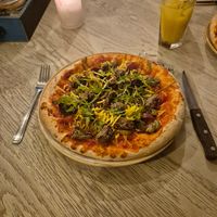 Pizza with extra pulled mushrooms. Yum at The Ship Inn in Weymouth