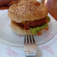 Mumbai burguer at La Golosa Vegan Vurger in Barcelona