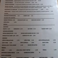 Menu - snacks, deserts, drinks at La Golosa Vegan Vurger in Barcelona