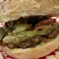 Veikon chis  at La Golosa Vegan Vurger in Barcelona