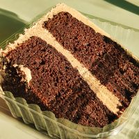 Chocolat gâteau at Veg & Go Plant Based in Riverside