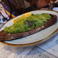 Toasts vegan at Nicolau in Porto