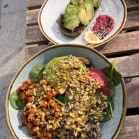 Niclau Toast and Flower Power Bowl  at Nicolau in Porto