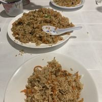 Vegano tawainese fried rice! No huevos + tofu! So yum  at Uncle Yang - Bocadillos Taiwaneses in San Salvador