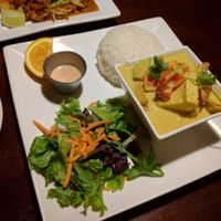 vegan curry, spicy at Thai Sapa in Springdale