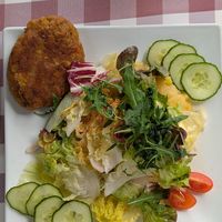 Kaspressknödel mit Salat at Café Waltenbergstüberl in Seeon