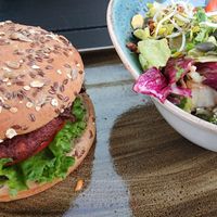 "Naturbursche" and salad at Hans im Glück in Dusseldorf