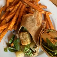 Tofu jerk wrap w/sweet potato fries at Limeport Inn in Limeport